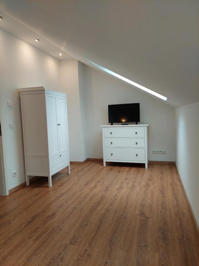 Ferienhaus Landsberg ลันด์สแบร์กอัมเลคช์ ภายนอก รูปภาพ